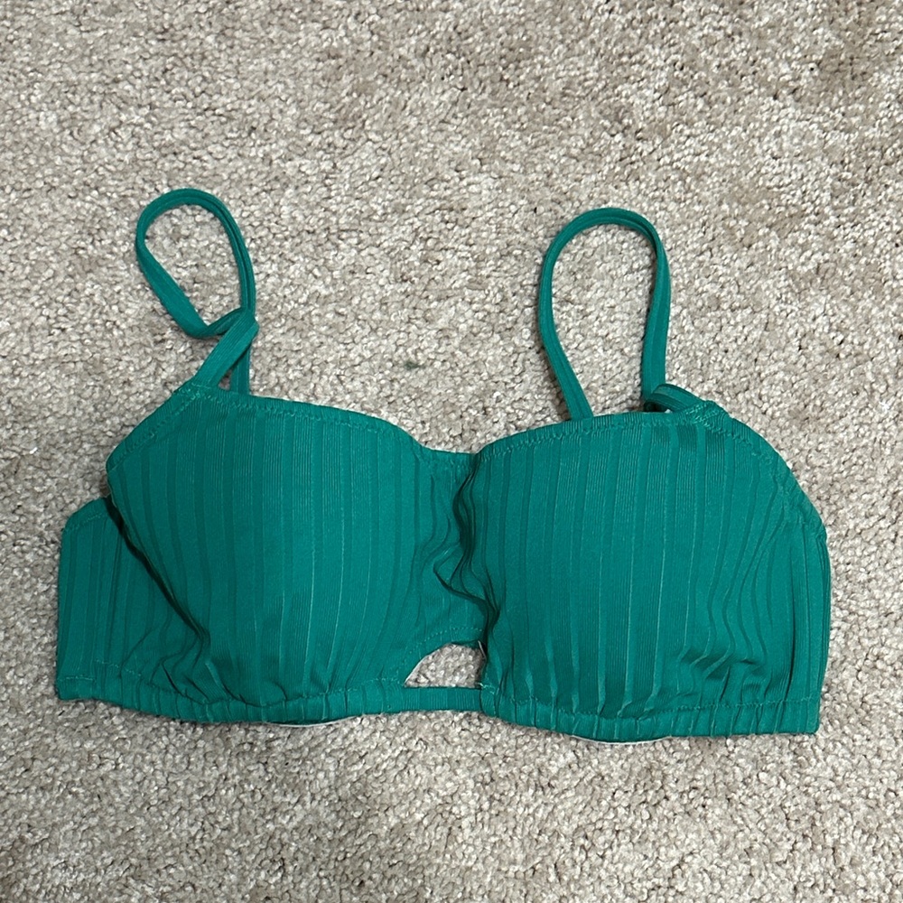 Shade & Shore Green Ribbed Bikini Top